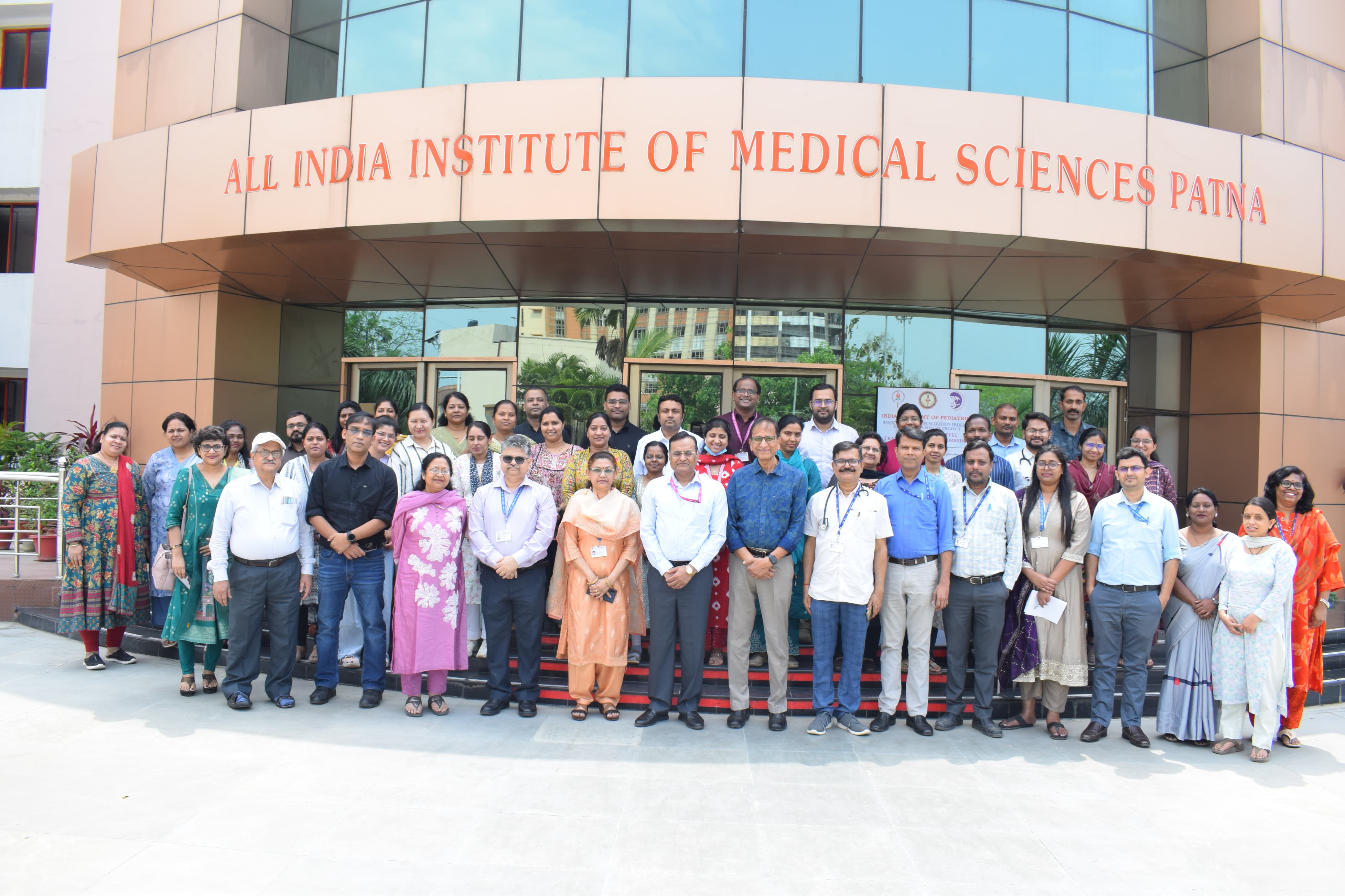 डॉक्टरों-नर्सों को ‘गोल्डन मिनट’ में जीवनरक्षक तकनीकों का प्रशिक्षण